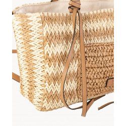 Bolso Tote de Fibra Natural que combina estilo atemporal y funcionalidad. Ideal para tu día a día o eventos especiales, este bol