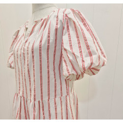 Vestido corto con vuelo, cuello pico, manga corta abullonada, estampado rayas