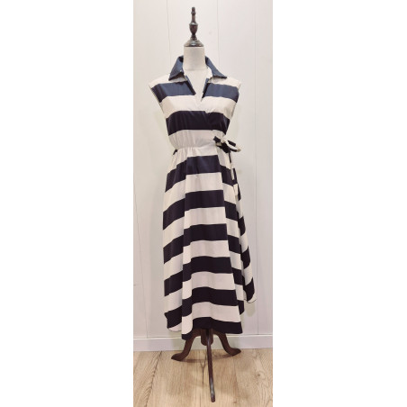 Vestido cruzado, sin mangas, cuello camisero, estampado rayas, largo