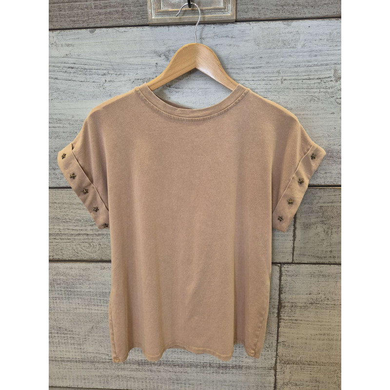 CAMISETA MANGA CORTA TACHAS