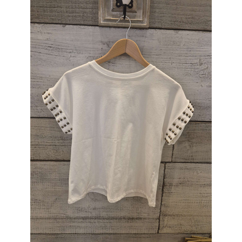 CAMISETA M/CORTA TACHAS
