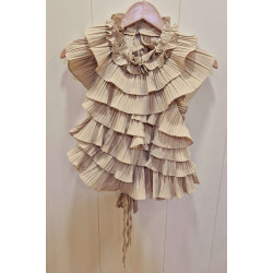 Top volantes plisados en cascada con la espalda descubierta y cierre de lazada  Composición 95% polyester, 5% elastano