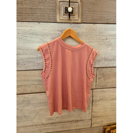 CAMISETA TACHA PLANA HOMBROS
