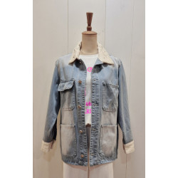 CHAQUETA DENIM DETALLE PERLAS