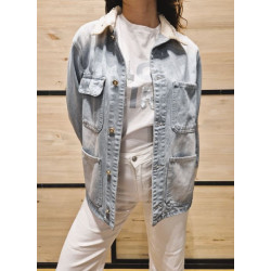 CHAQUETA DENIM DETALLE PERLAS