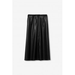 Falda midi de color negro con corte regular, estilo sofisticado y moderno para cualquier ocasión.