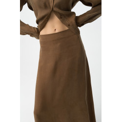 Falda largo midi corte regular tejido fluido, ideal para un look sofisticado