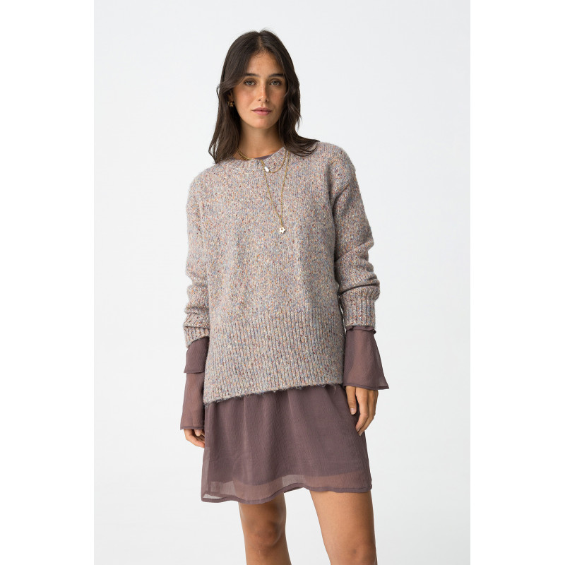 Jersey regular fit de punto con lana, hilo metálico insertado y lentejuelas. Cuello redondo, manga larga, acabados de canalé y b